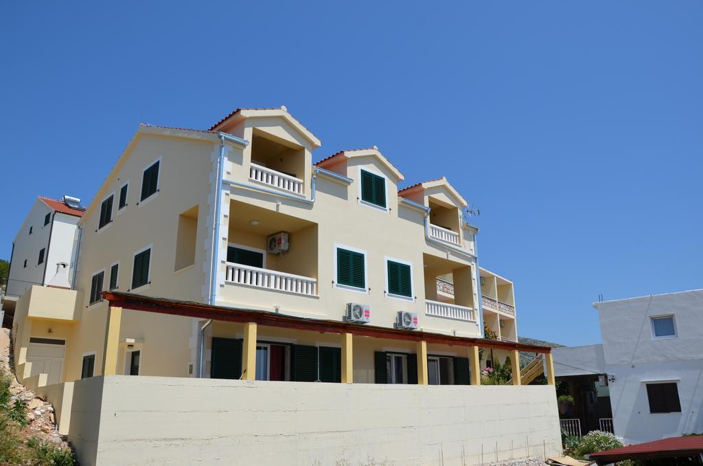 Villa Fortudor Μίλνα Δωμάτιο φωτογραφία