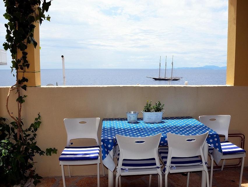 Villa Fortudor Μίλνα Δωμάτιο φωτογραφία